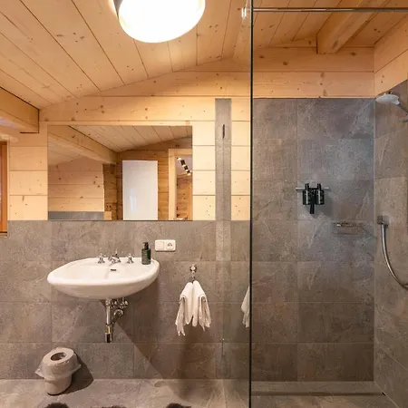 At Hans Frauenschuh Alte Gerberei Kitzbühel